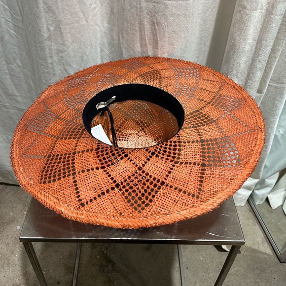 Reinhard Plank Hat - Picture 2 of 3